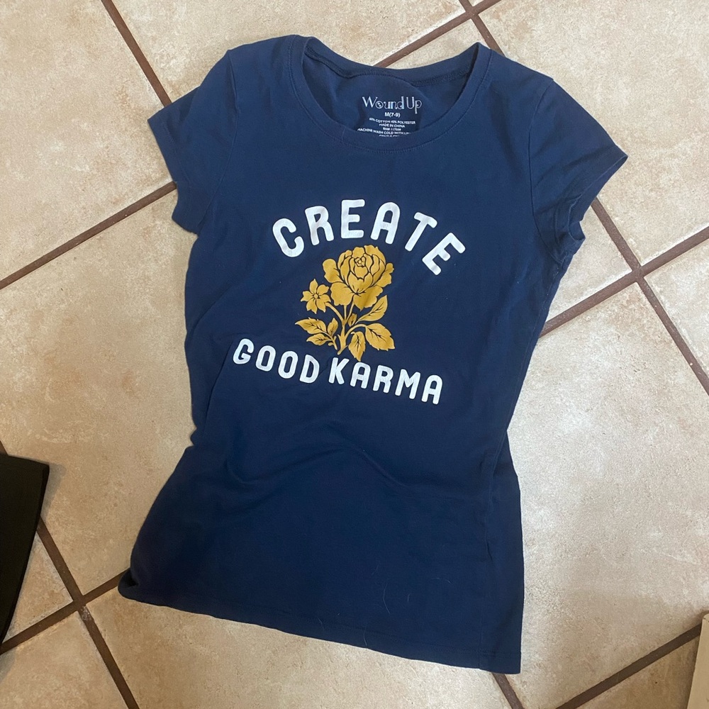 (A144)Womans Junior’s Navy Blue Graphic Tee Create Good Karma Juniors 7/9 SALE